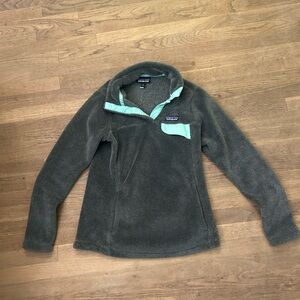 Patagonia Gray and Mint fleece pullover